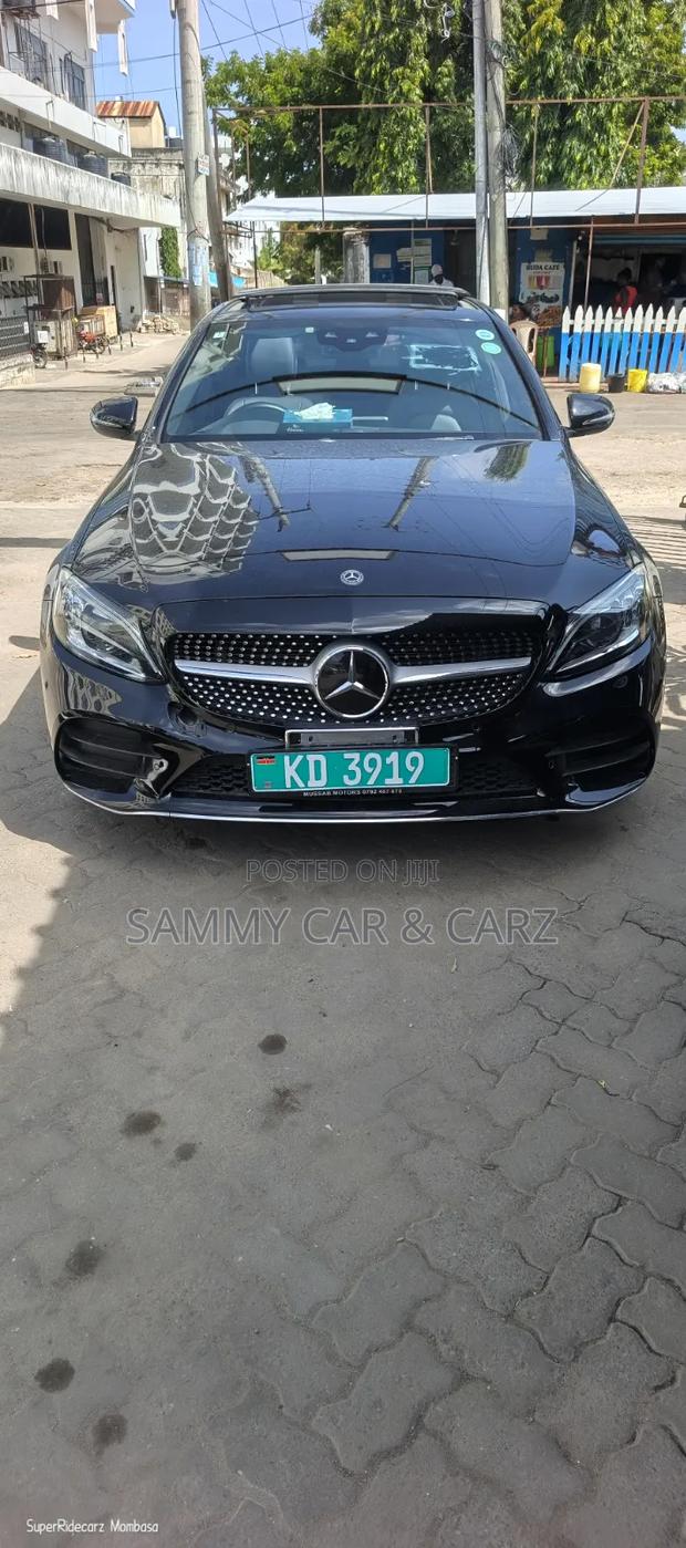 Mercedes-Benz C200 2020 Black