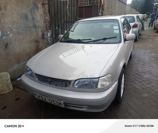 Toyota Corolla 1998 Silver