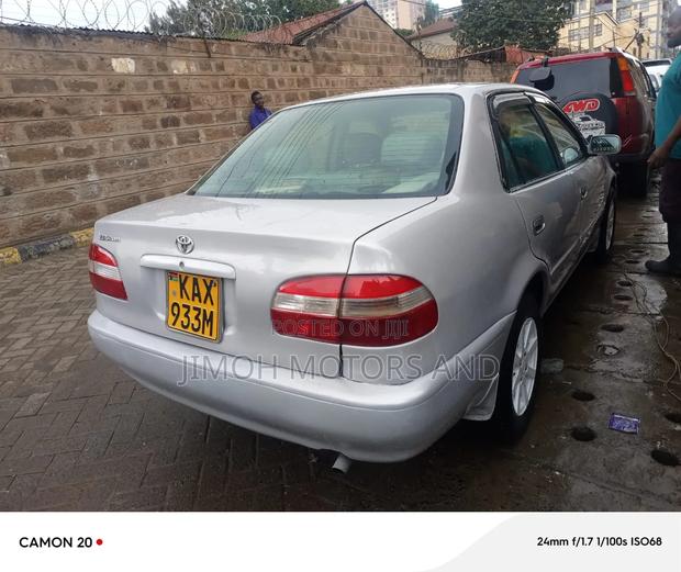Toyota Corolla 1998 Silver