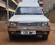 Toyota Hilux 2004 White for sale