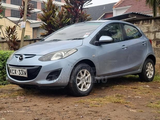 Mazda Demio 2012 Blue
