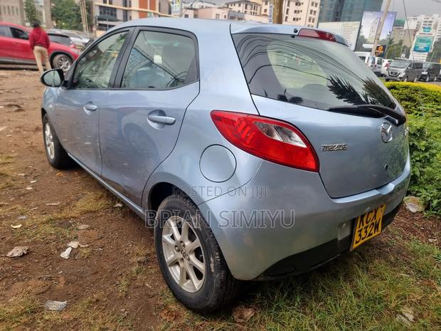 Mazda Demio 2012 Blue