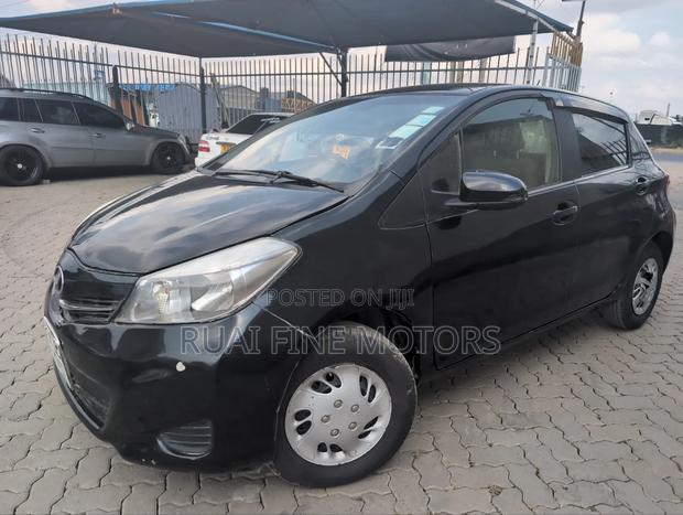 Toyota Vitz 2013 Black