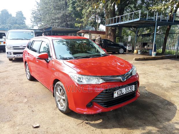 Toyota Corolla Fielder 2016 Red