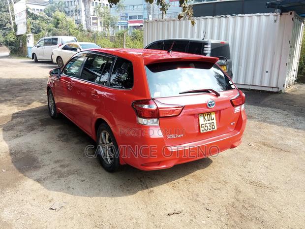 Toyota Corolla Fielder 2016 Red
