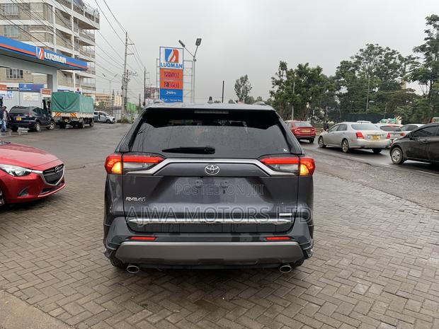 Toyota RAV4 Limited AWD 2019 Silver