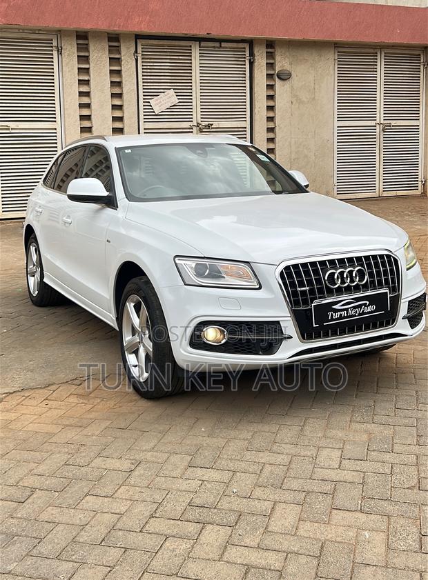 Audi Q5 2.0T Premium AWD quattro 2017 White