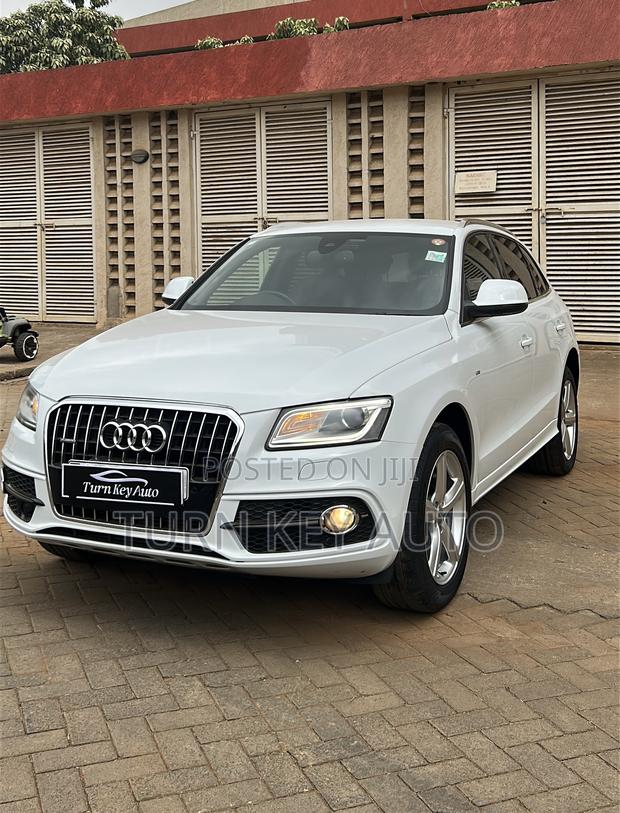 Audi Q5 2.0T Premium AWD quattro 2017 White