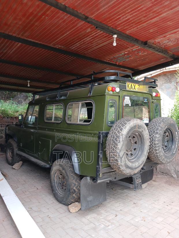 Land Rover Defender 110 2.5 TDi 2006 Green