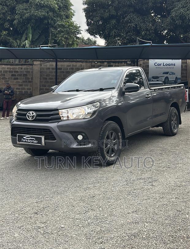 Toyota Hilux Revo Single Cab Deisel 2.4 RWD 2017 Gray