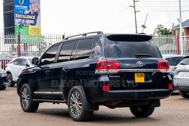 Toyota Land Cruiser 4.5 V8 TD 2016 Blue