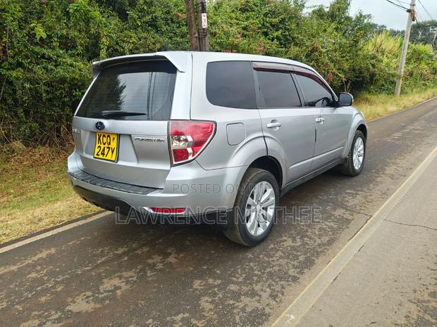 Subaru Forester 2011 Silver