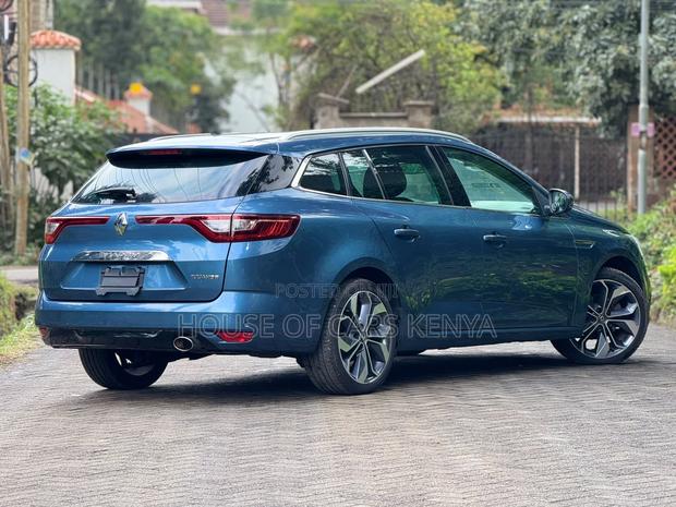 Renault Megane 2019 Blue