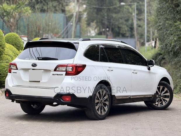 Subaru Outback 2016 White