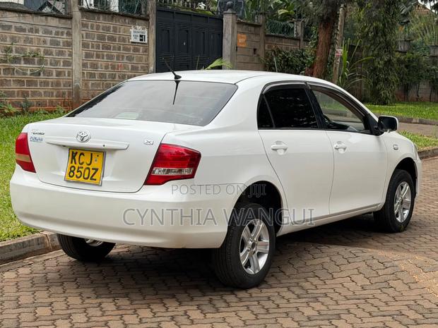 Toyota Axio 2009 White