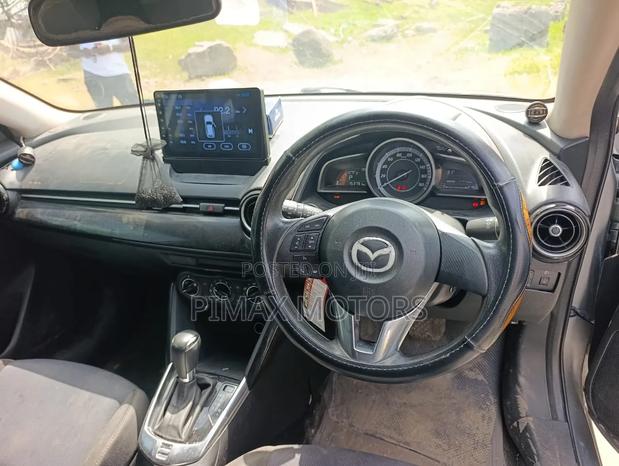 Mazda Demio 2016 Silver