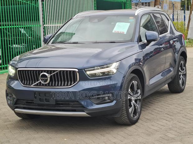 Volvo XC40 2020 Blue