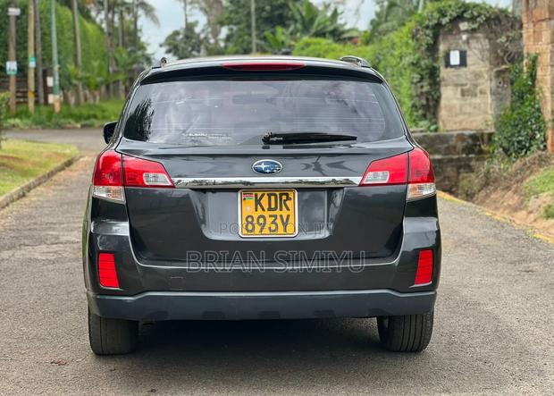 Subaru Outback 2014 Black