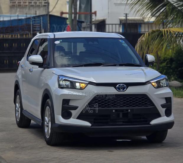 Toyota Raize 2020 White