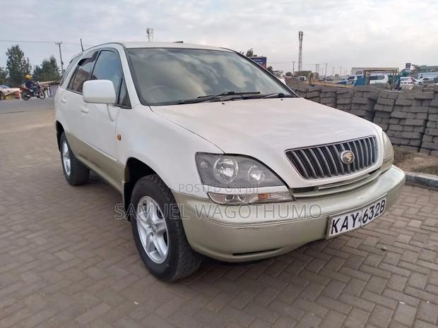 Toyota Harrier 2002 Pearl