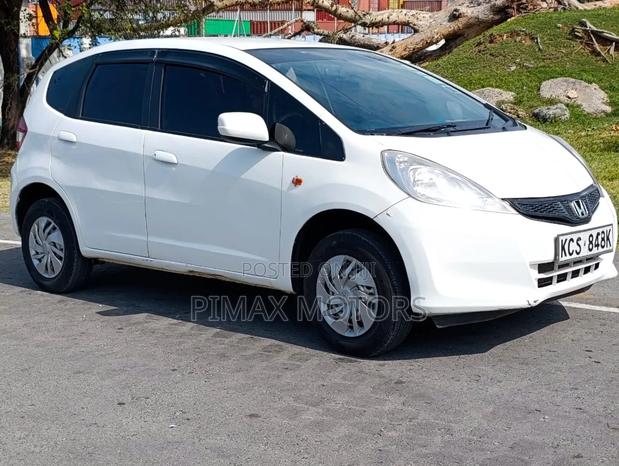 Honda Fit 2011 White