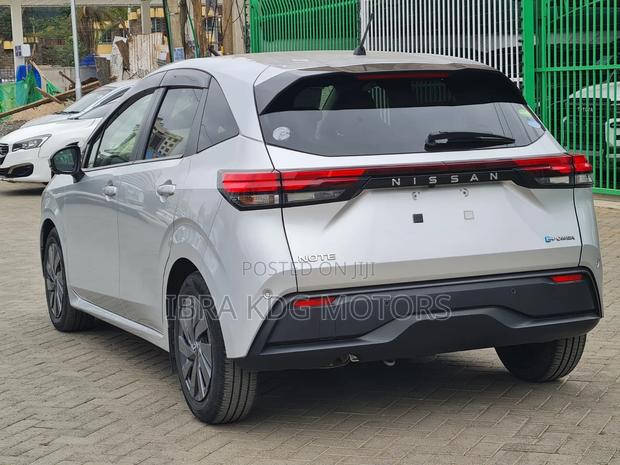 Nissan Note 1.2 Hybrid 2021 Silver