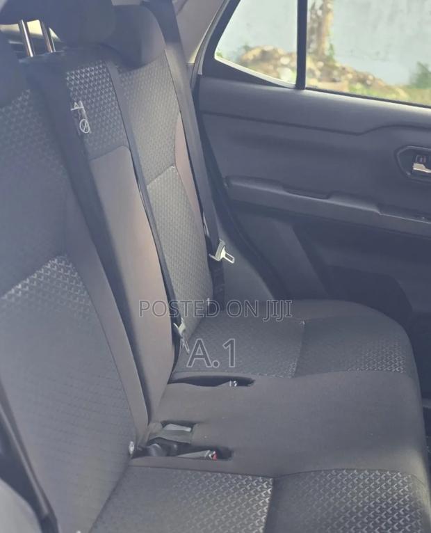Daihatsu Rocky 2019 Pearl