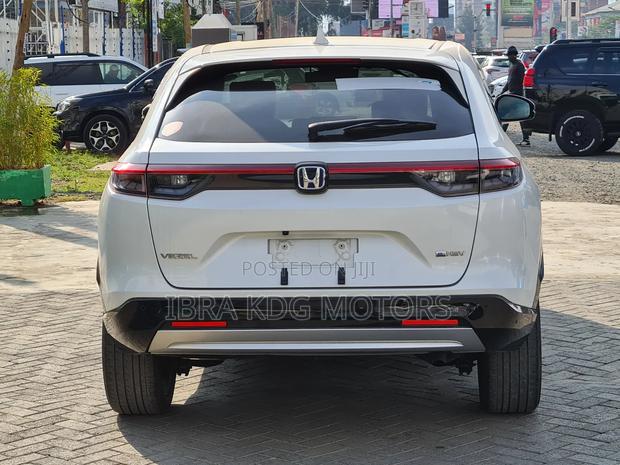 Honda Vezel 2021 White