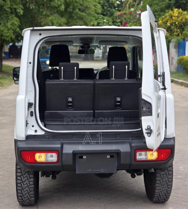 Suzuki Jimny 2019 Pearl