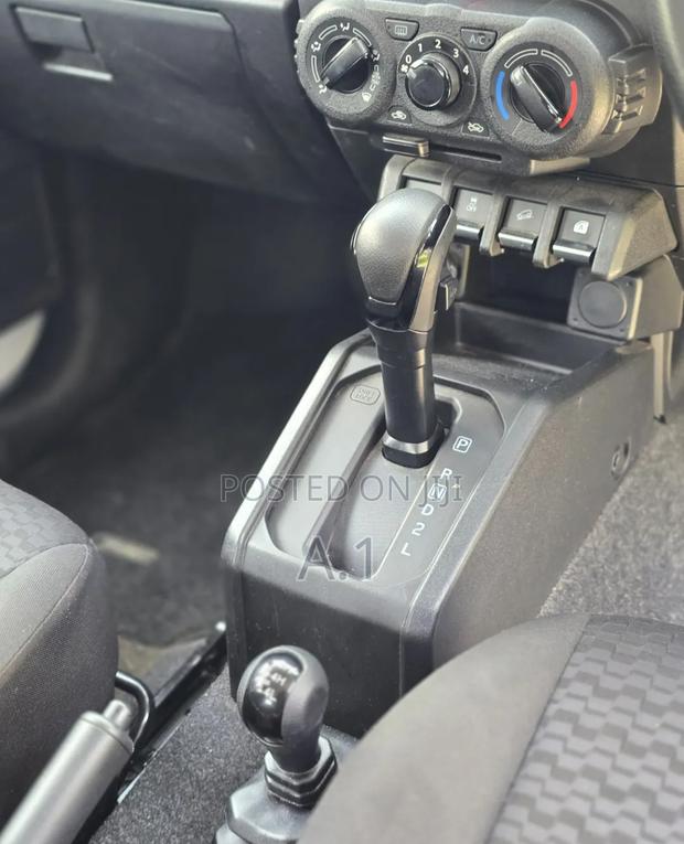 Suzuki Jimny 2019 Pearl
