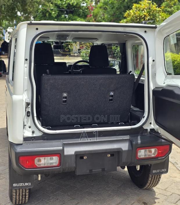 Suzuki Jimny 2019 Off white