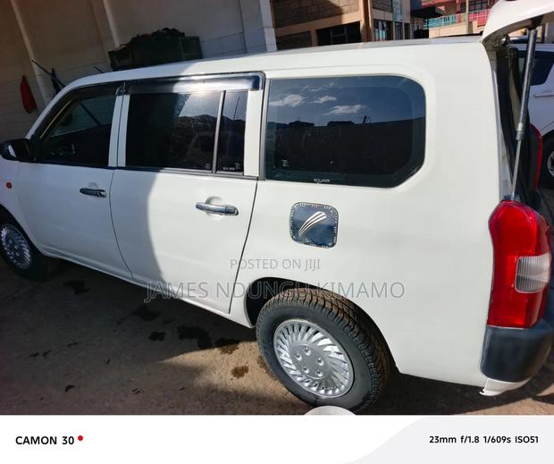 Toyota Probox 2009 White