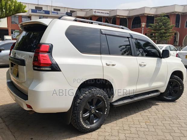 Toyota Harrier 2019 White