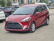 Toyota Sienta 2019 Red for sale