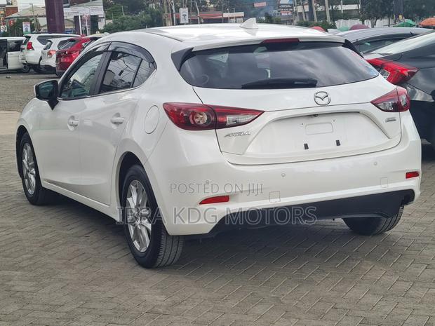 Mazda Axela 2019 White