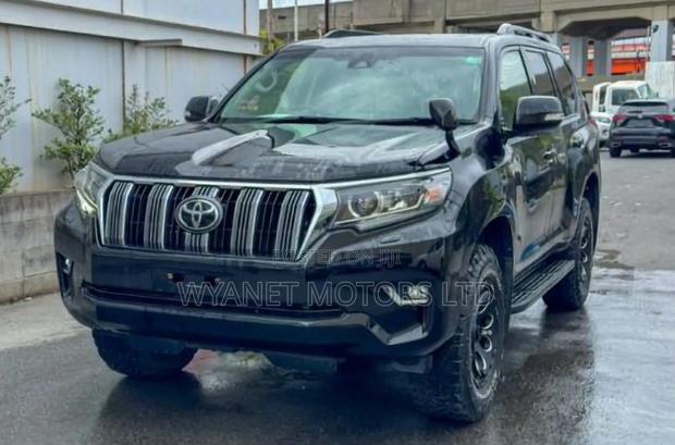 Toyota Land Cruiser Prado 2019 Black
