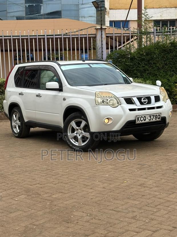 Nissan X-Trail 2011 White
