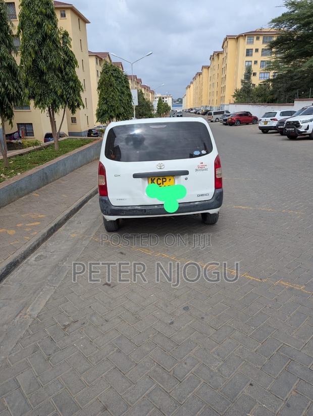 Toyota Probox 2011 White