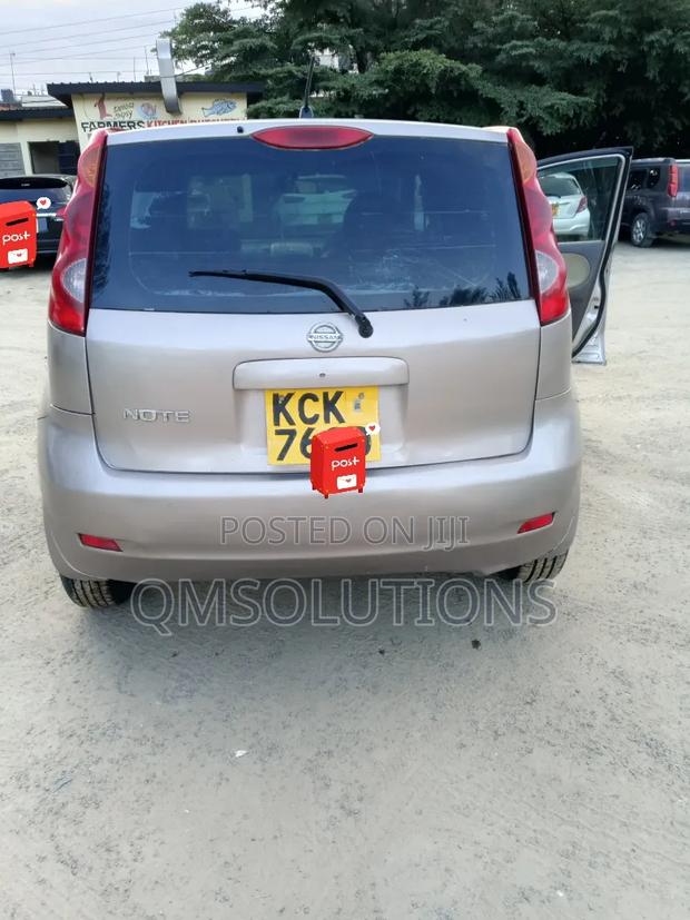 Nissan Note 2010 Beige