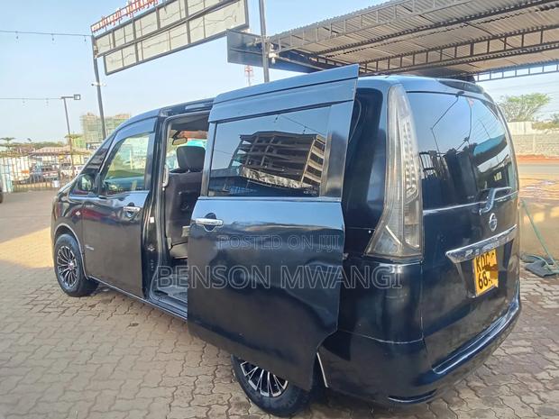 Nissan Serena 2013 Black