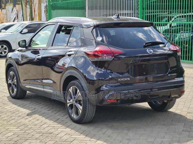 Nissan Kicks 2020 Purple
