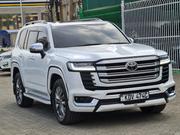 Toyota Land Cruiser 2021 White for sale