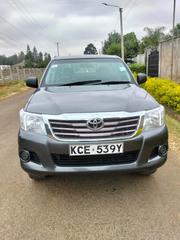 Toyota Hilux 2015 Gray for sale