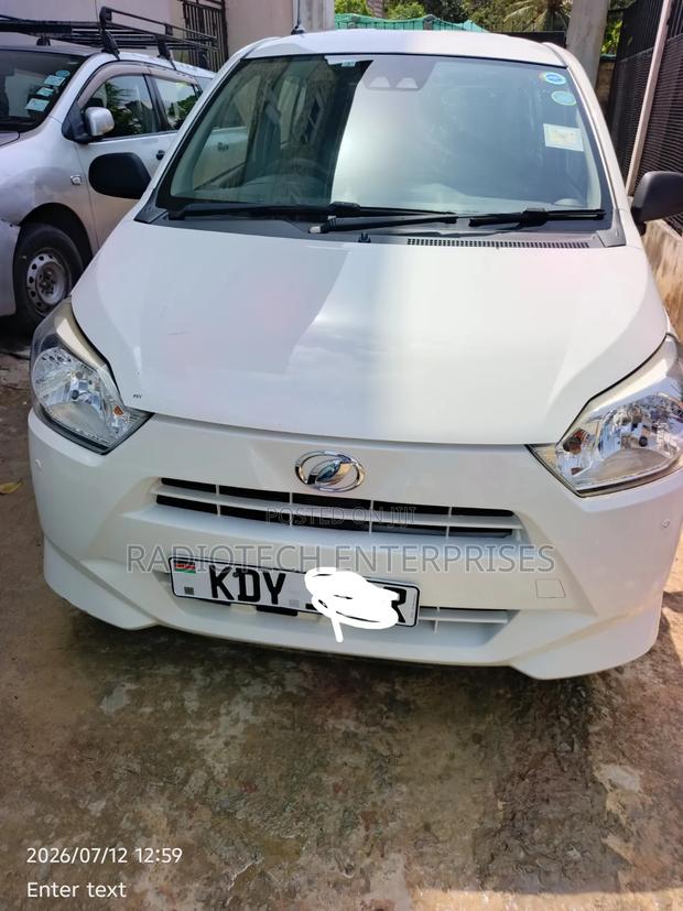 Daihatsu Mira 2019 White