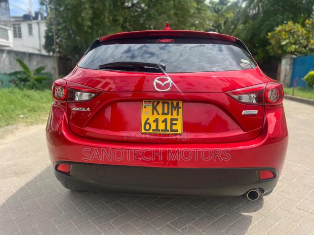 Mazda Axela 2016 Red