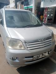 Toyota Noah 2005 Silver for sale