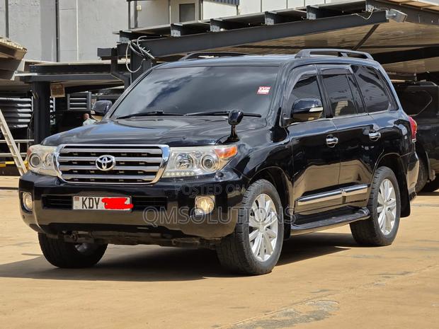 Toyota Land Cruiser 4.6 V8 ZX 2012 Black
