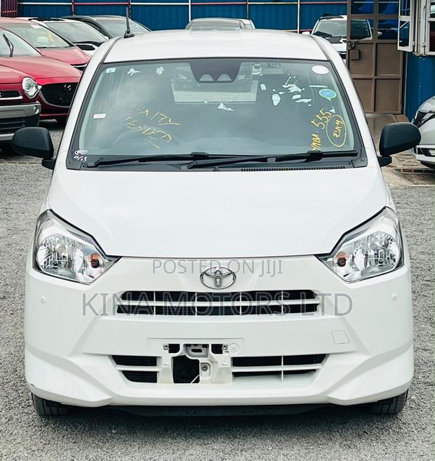 Toyota Pixis Epoch 660 FWD 2019 White