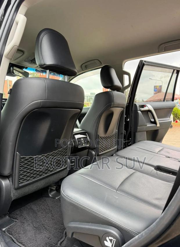 Toyota Land Cruiser Prado 2.8 2021 Matt Black