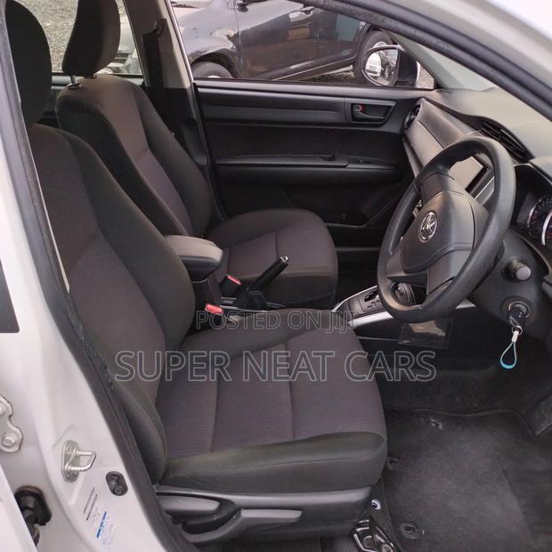 Toyota Corolla Fielder 2018 White